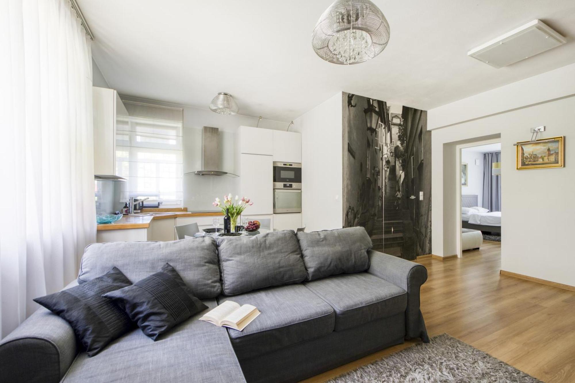 Nr 1 Europa22 Centrum Apartment Old Town Warsaw Stare Miasto Historyczna Kamienica Umiejscowiona W Zabytkowej Czesci Warszawy Obok Parku Multimedialnego I Barbakanu Parking 24H Sniadanie Opcjonaln Breakfast Optional Check In From 14 Pm Parter Ground Exteriér fotografie